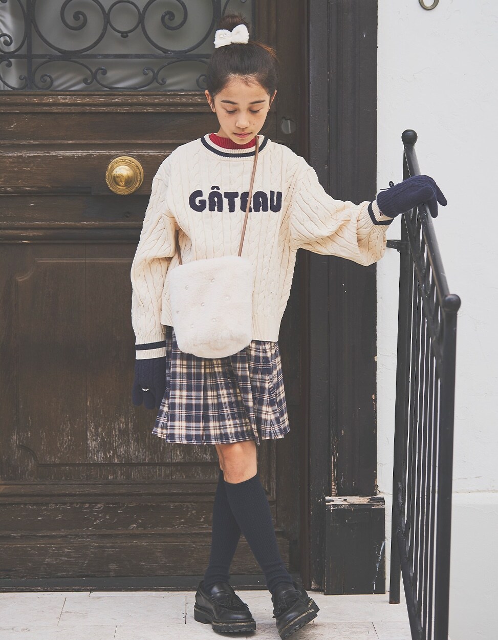 pom ponette junior 2025 WINTER COLLECTION