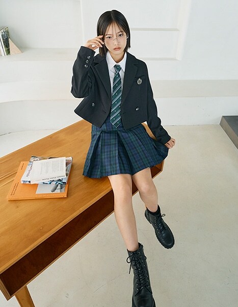 Lovetoxic 2026 卒服