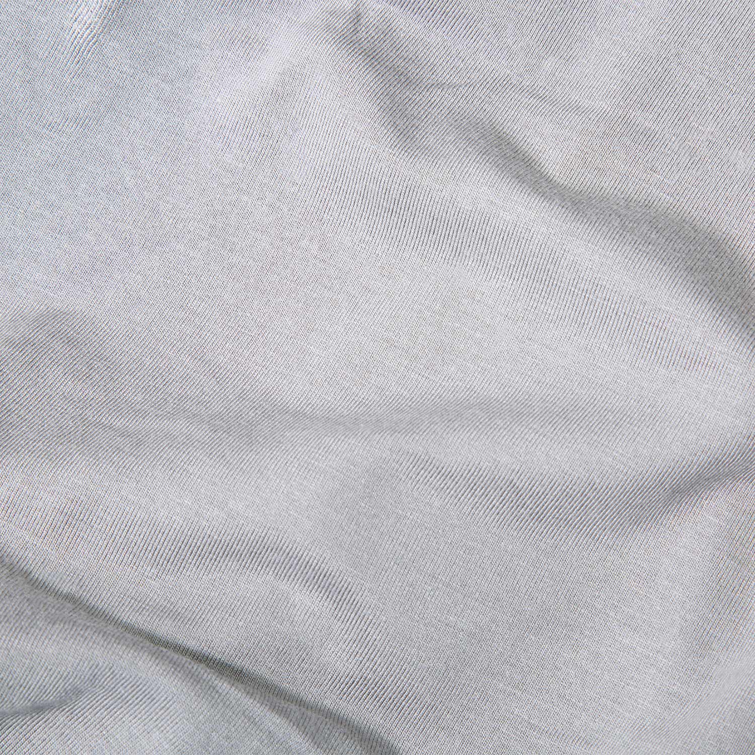 5761597