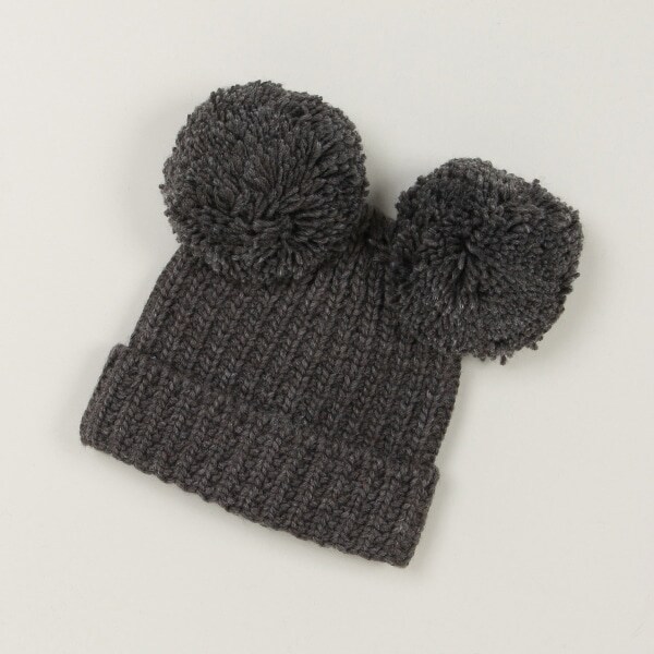 ダブルポンポン帽子