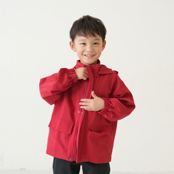 スタンドカラーウィンブレ