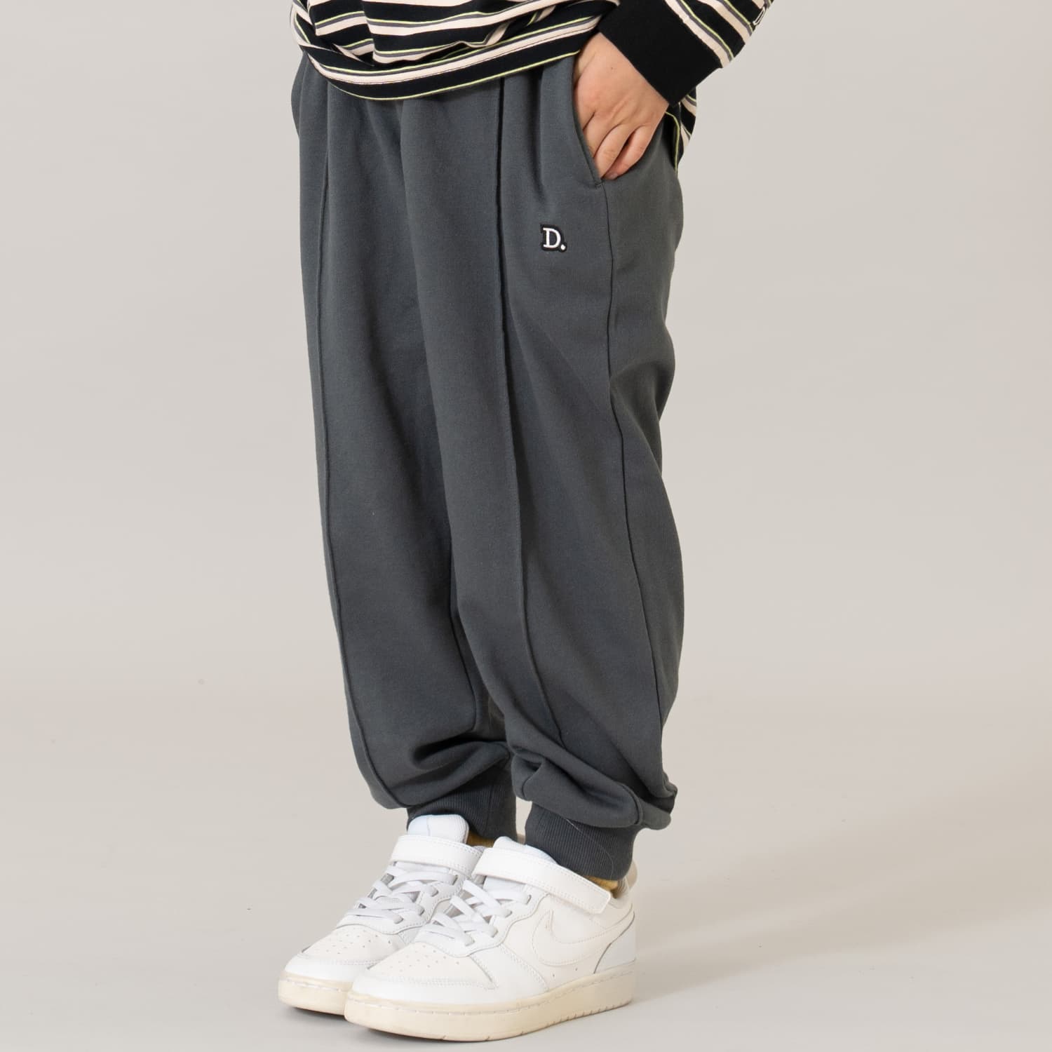 ワンポイントジョグパンツ