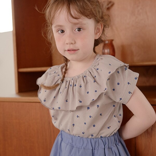 【型崩れしないやわらかコットン】選べる2パターンフリル衿付きトップス