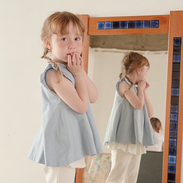 【型崩れしないやわらかコットン】フリル＆ギャザーデザインTシャツ