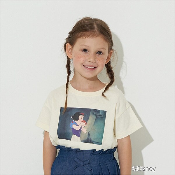 【型崩れしないやわらかコットン】【DISNEYプリンセス】シーンプリントTシャツ