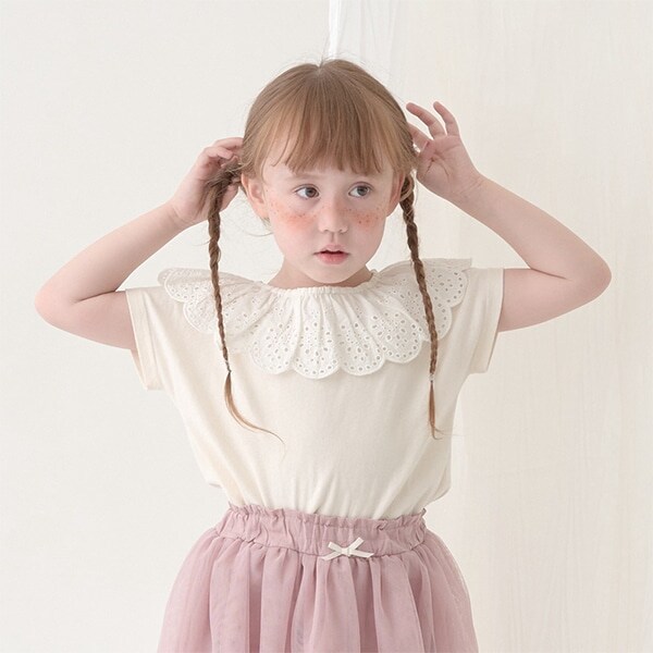 【型崩れしないやわらかコットン】ラウンドフリルコットンレース衿トップス