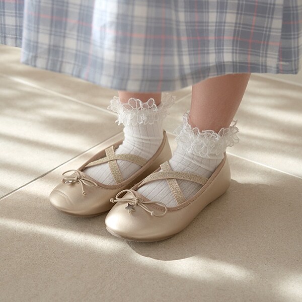 星チャーム付きバレエシューズ