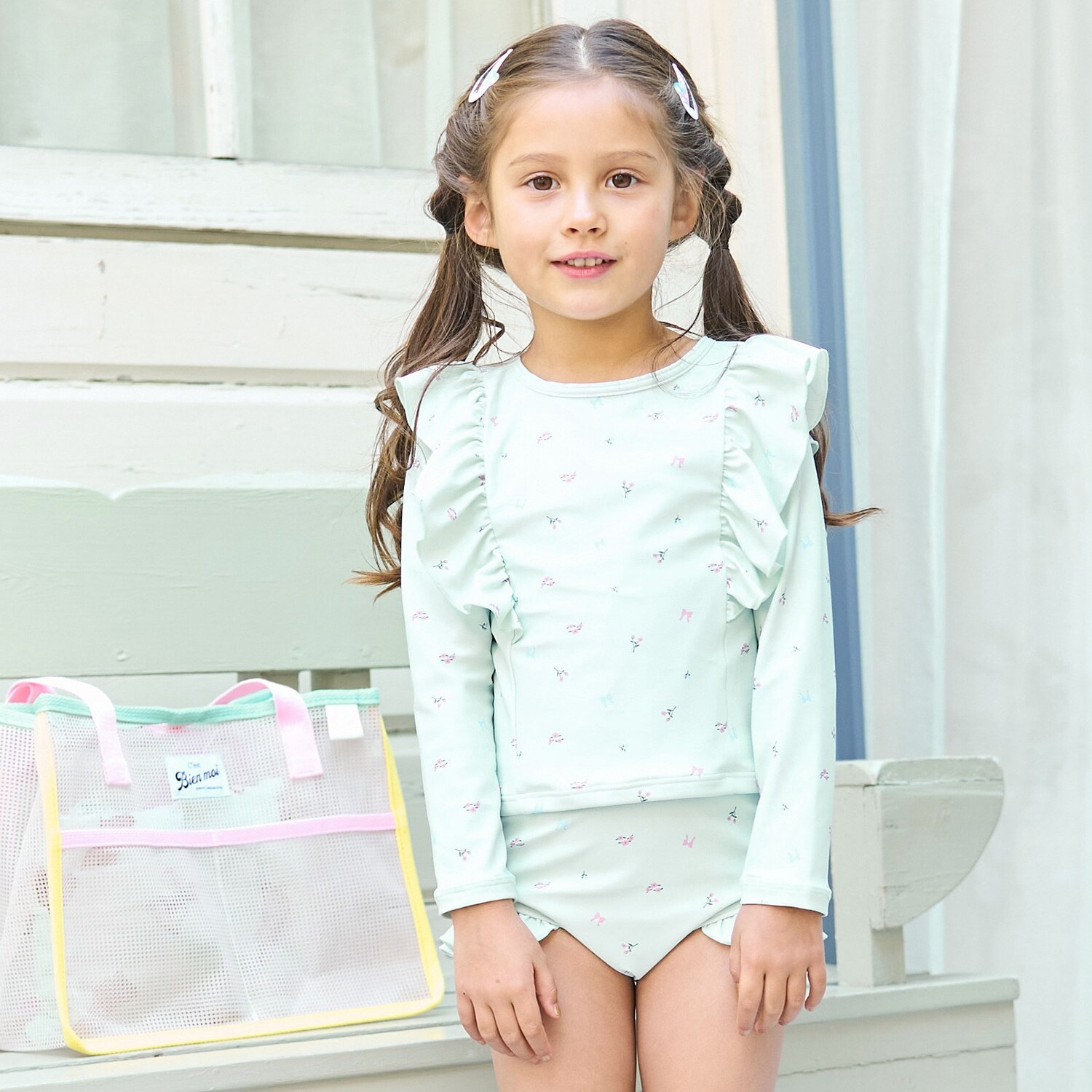 【SWIM】【UV加工】花柄フリルラッシュガード&パンツセット