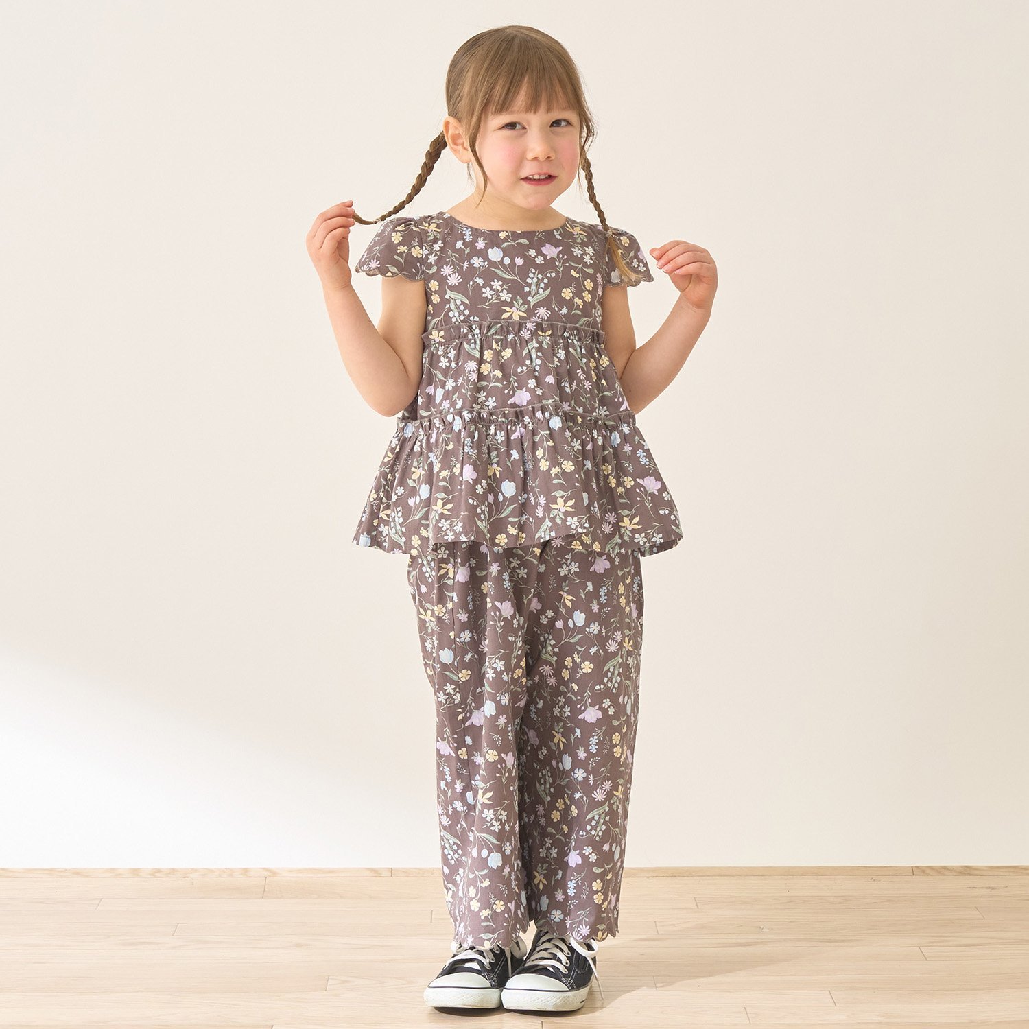 【セットアップ】アソート総柄ティアードブラウス・スカラップパンツセット