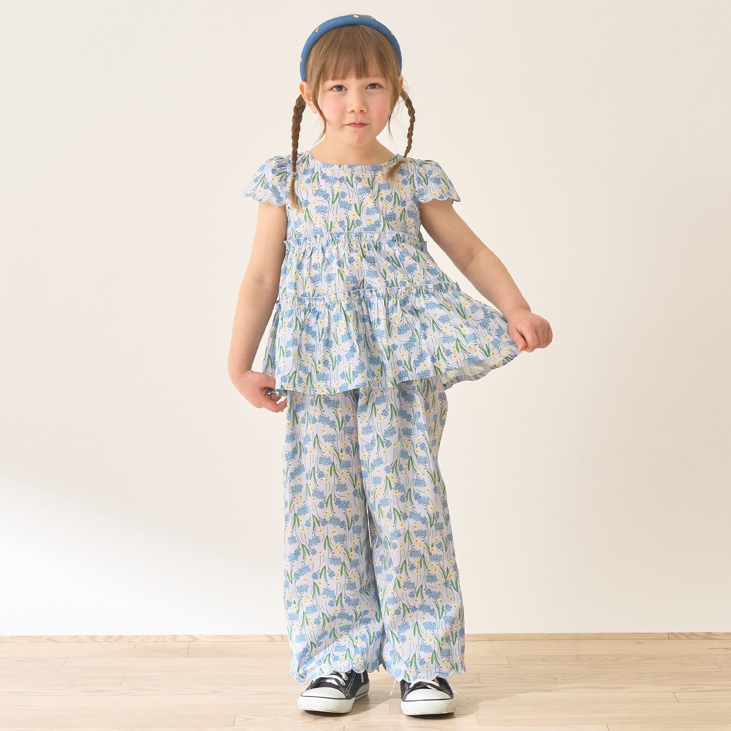 【セットアップ】アソート総柄ティアードブラウス・スカラップパンツセット