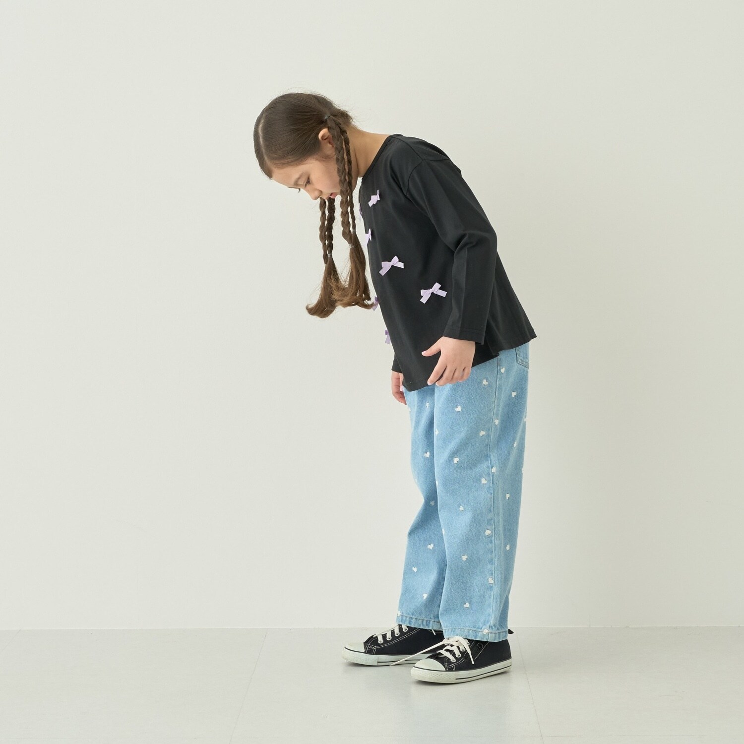 【やわらかデニム】ハート刺しゅう総柄バレルレッグパンツ【子供服】【キッズ】【女の子】