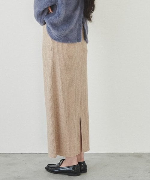カットリブタイトスカート
