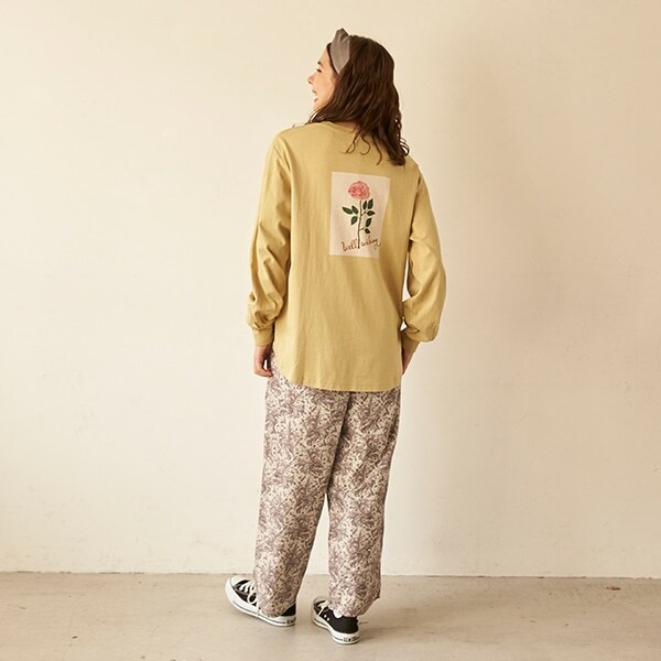 バック花プリントロングTシャツ