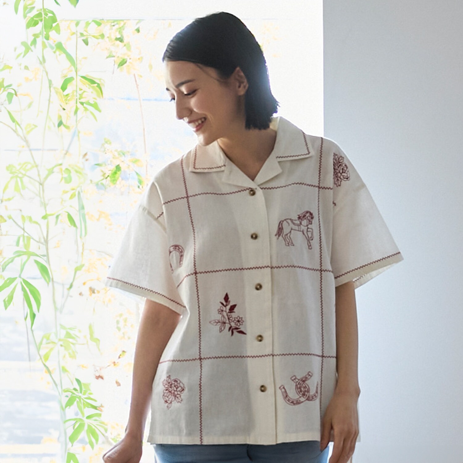 【リンク】インド綿刺しゅうシャツ