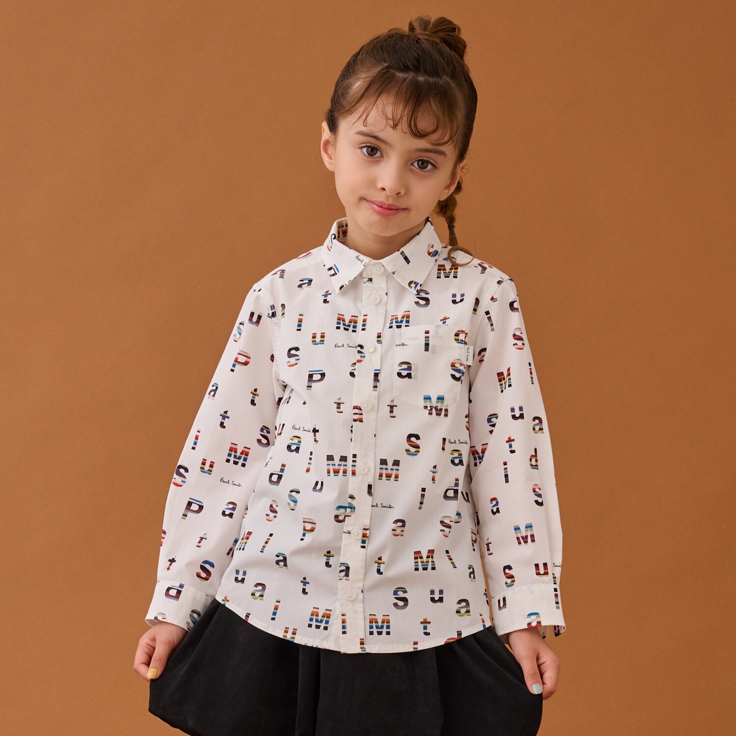アルファベット長袖シャツ