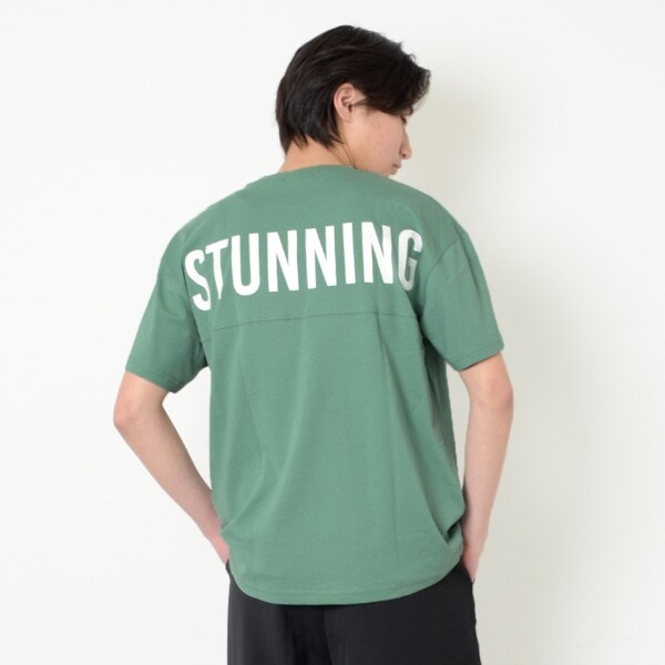 【大人向けサイズあり】バックBIGロゴプリント半袖Tシャツ