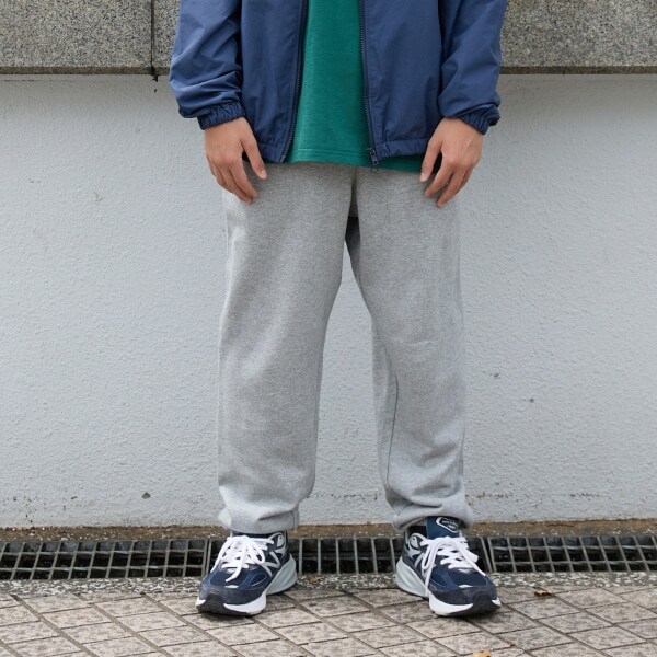 【大人向けサイズあり】【NAUTICA】フロントロゴ刺繍スウェットパンツ