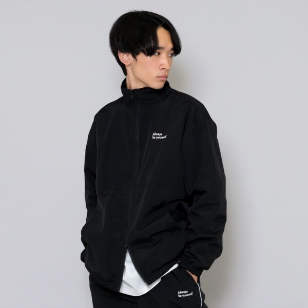 【大人向けサイズあり】【セットアップ対応】刺繍ロゴジップアップジャケット