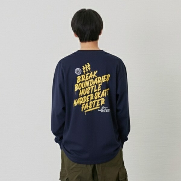 バックリフレクタープリント長袖Tシャツ