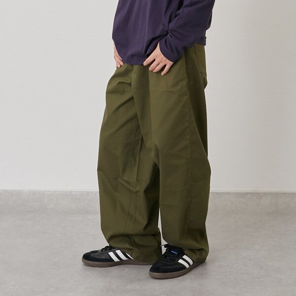 綿ポリストレッチツイル・バギーパンツ