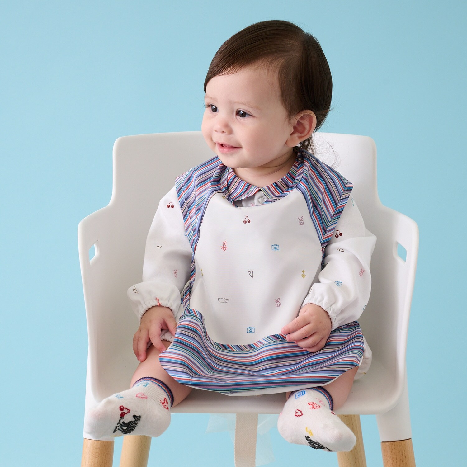 ドゥードゥル柄お食事スタイ