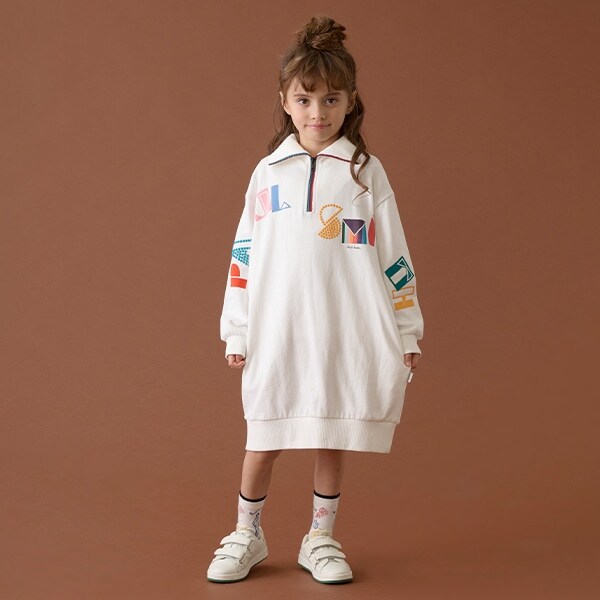 ハーフジップロゴ裏毛ワンピース