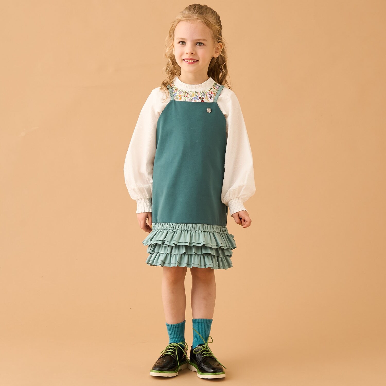 裾フリルキャミワンピース