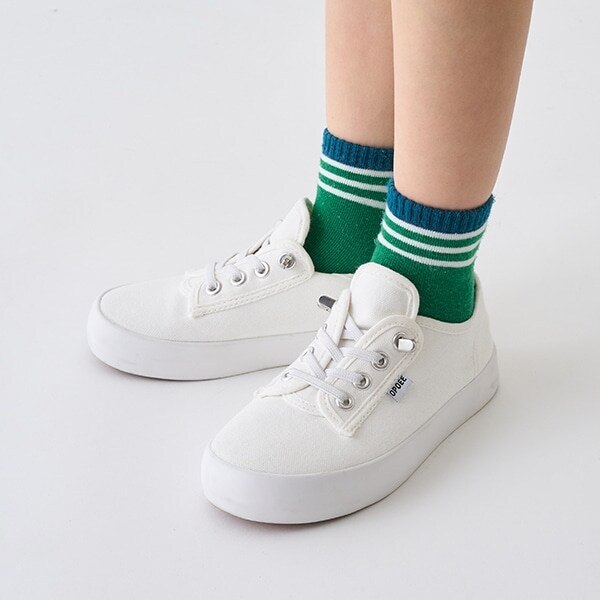 ゴム紐ローカットスニーカー