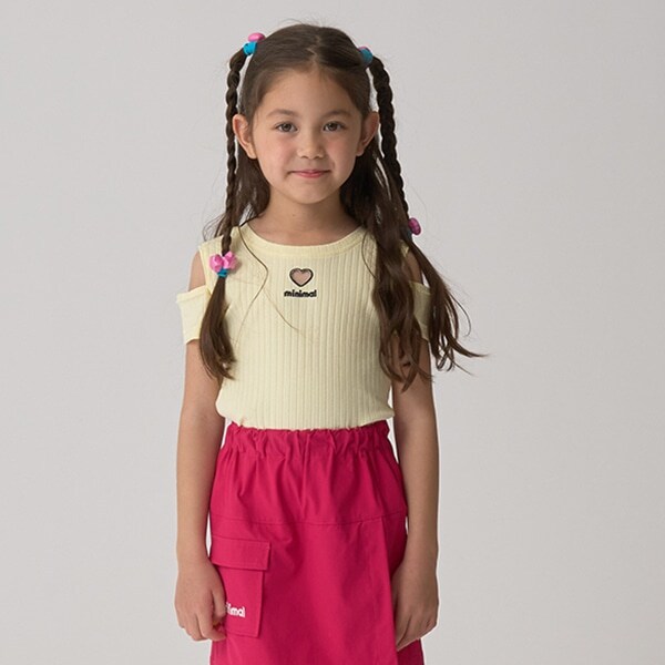 オフショルダーTシャツ