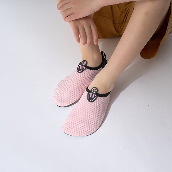 水陸両用シューズ