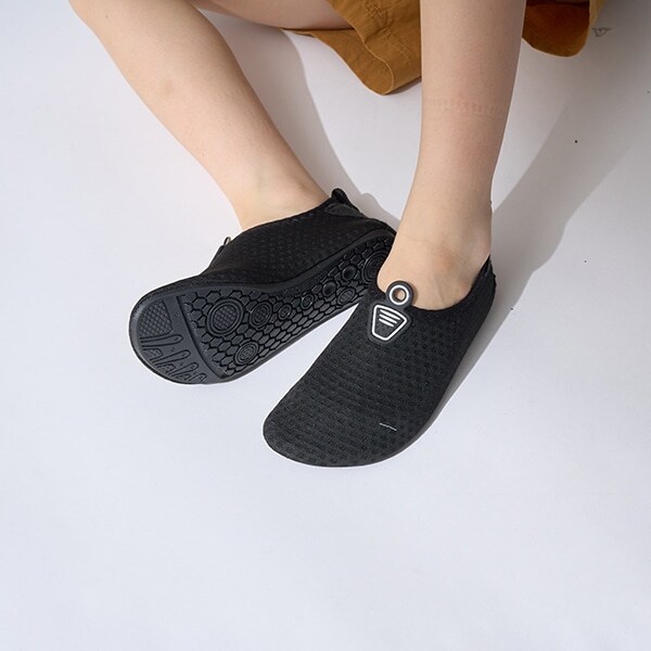 水陸両用シューズ