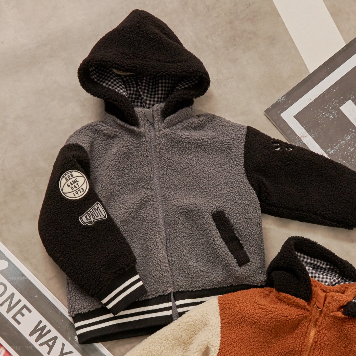 フーデット 袖配色 ボアジャケット