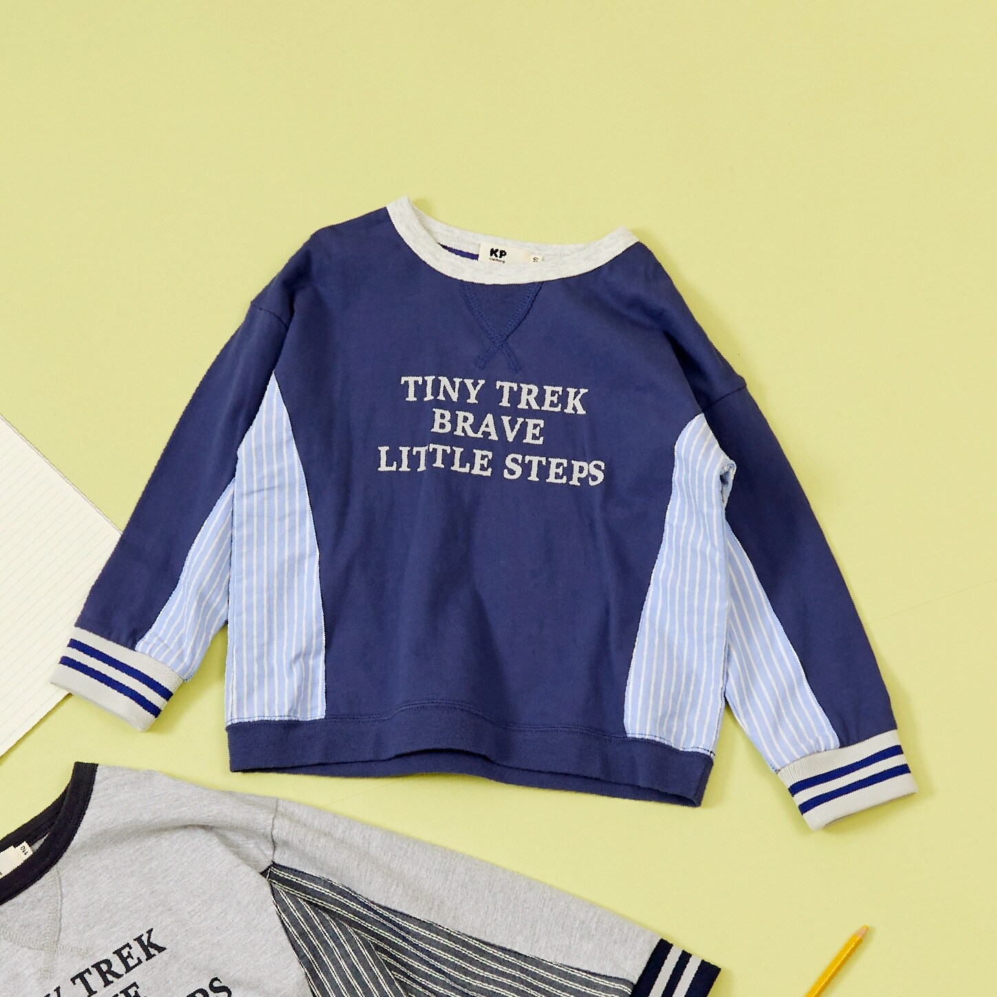 ストライプづかい長袖Tシャツ