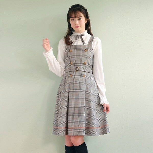 ベルト＆リボンブローチつき前ボタンチェック柄ジャンパースカート