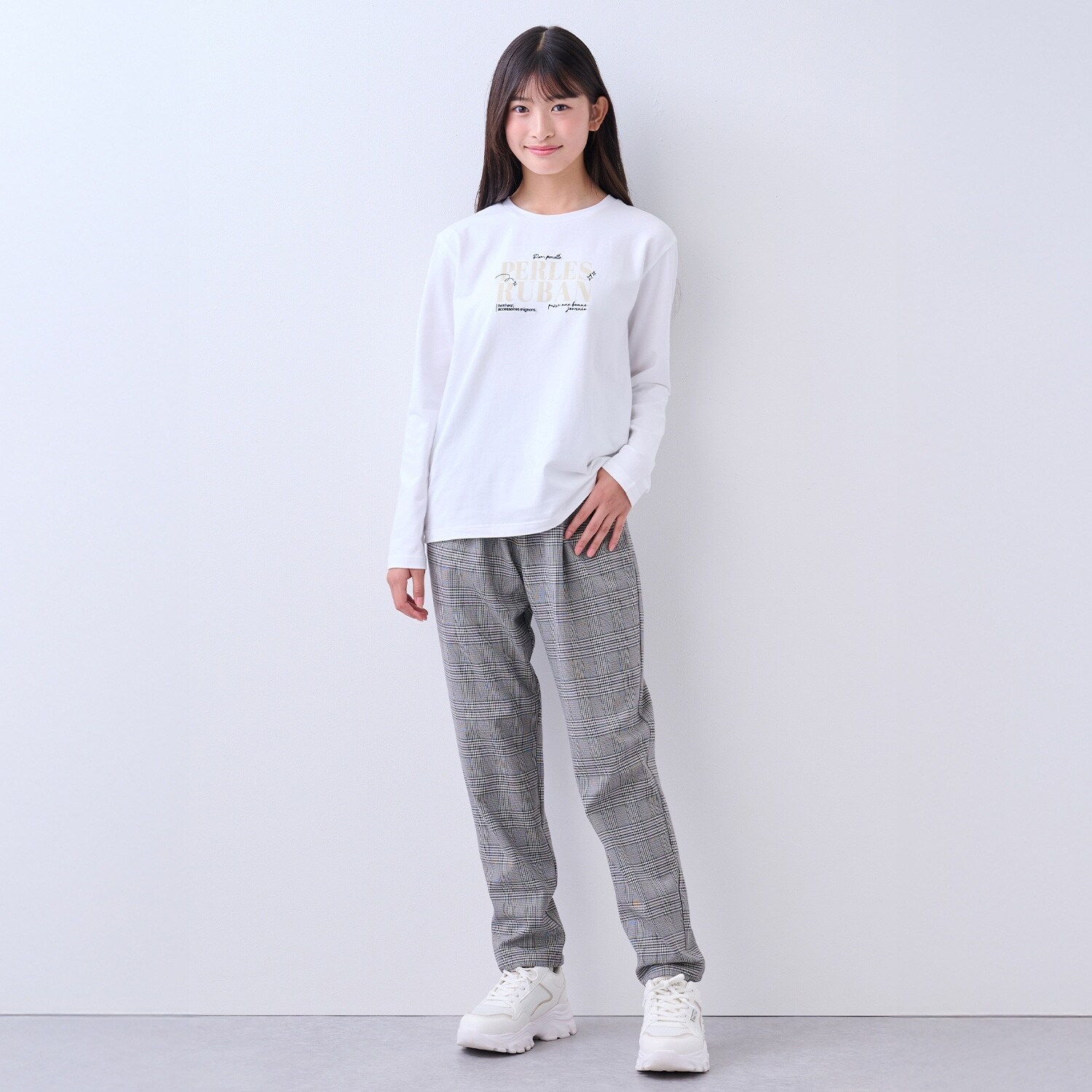 ロゴプリントTシャツ