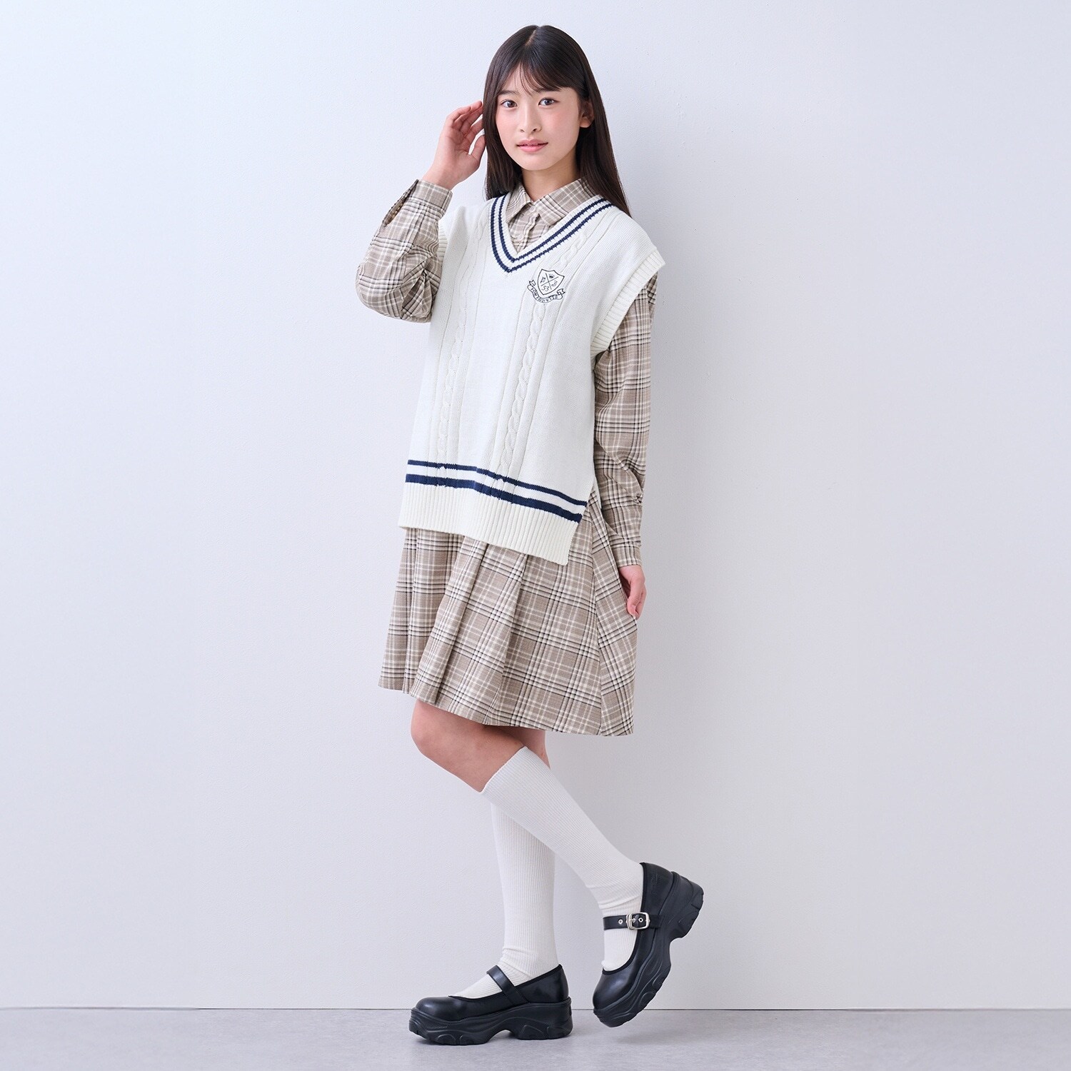 ニットベスト＋シャツワンピース