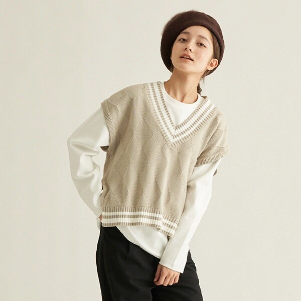 【AMI】チルデンベスト×長袖Tシャツ