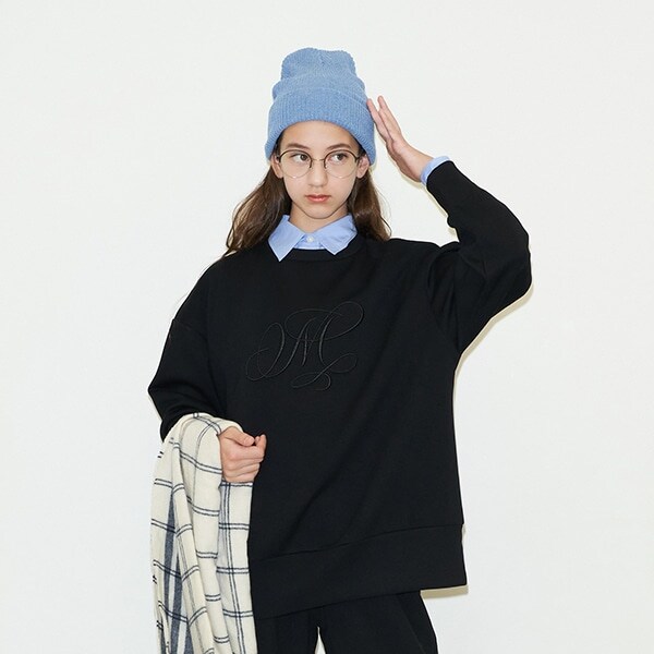 【AMI】３D刺しゅうトップス