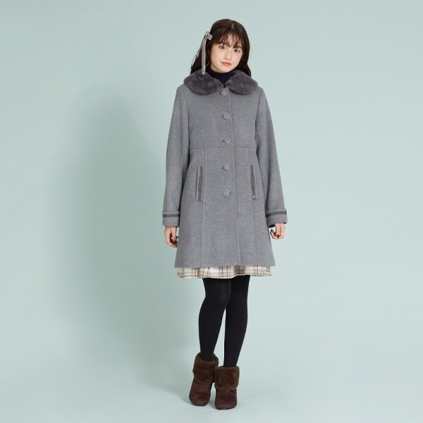 フェイクファー衿つきスクールコート