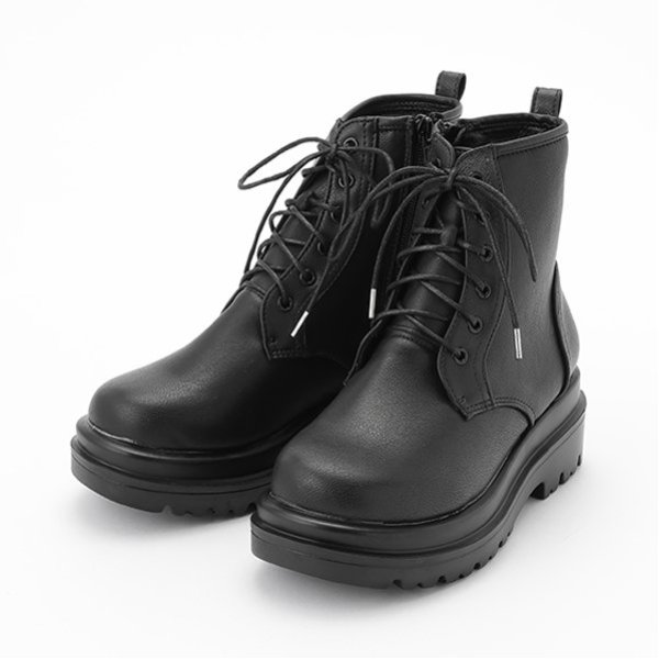 厚底レースアップブーツ