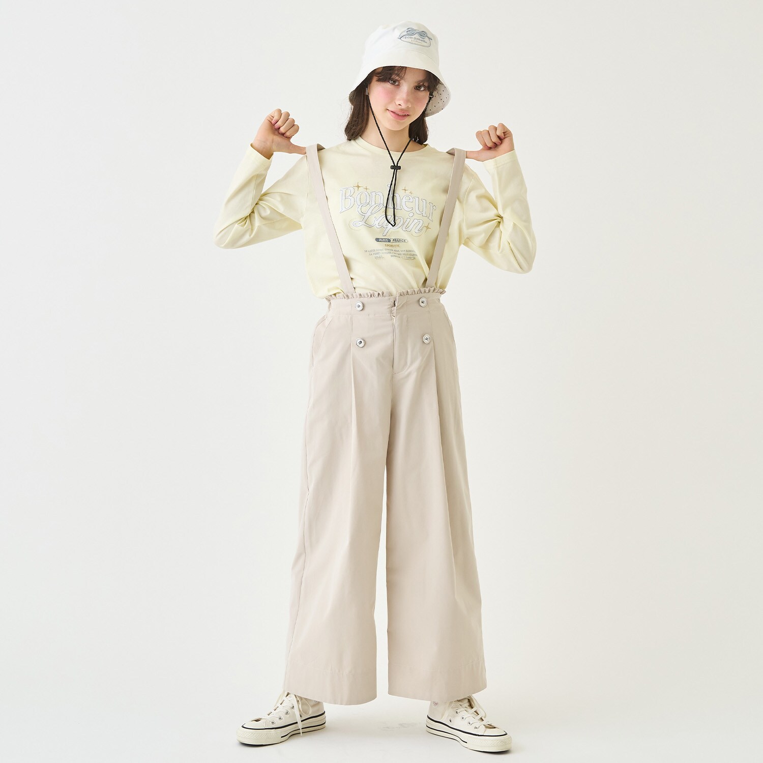 サスペンダーつき釦ワイドパンツ