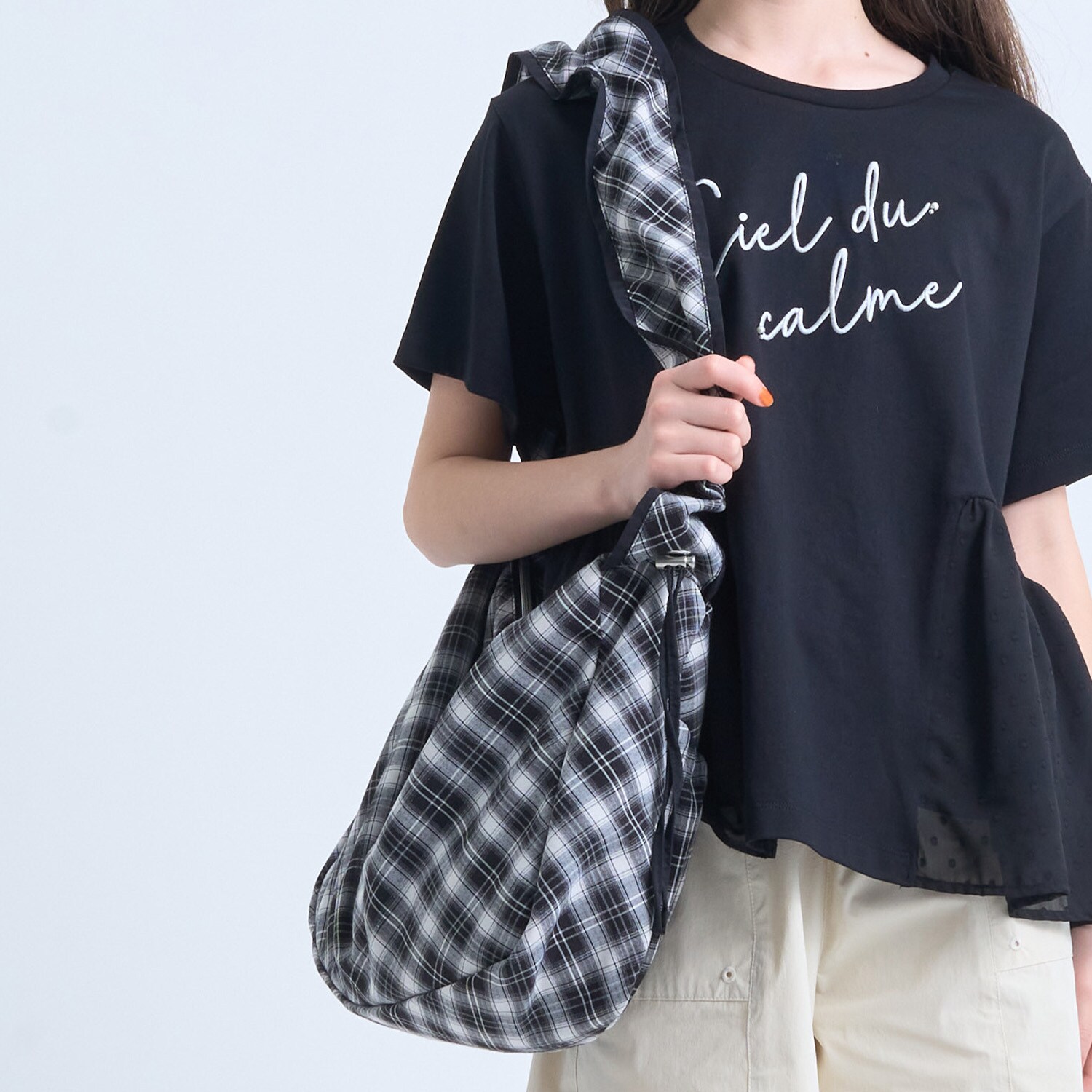 ギャザーショルダー