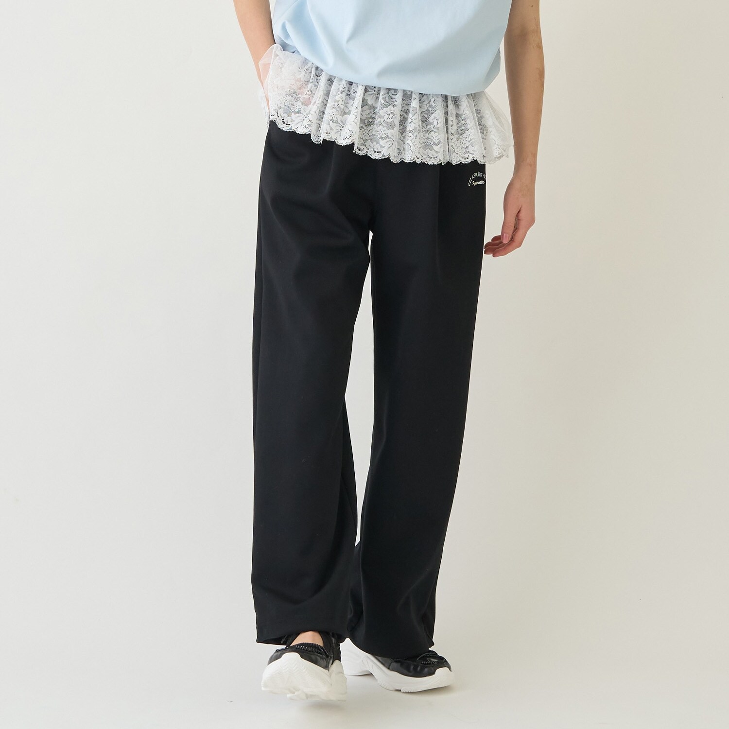 ダンボールスウェットパンツ