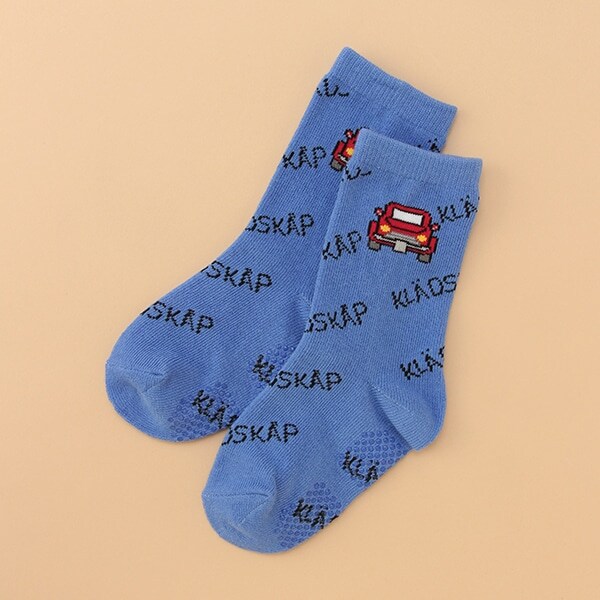 車×ロゴ柄クルーソックス