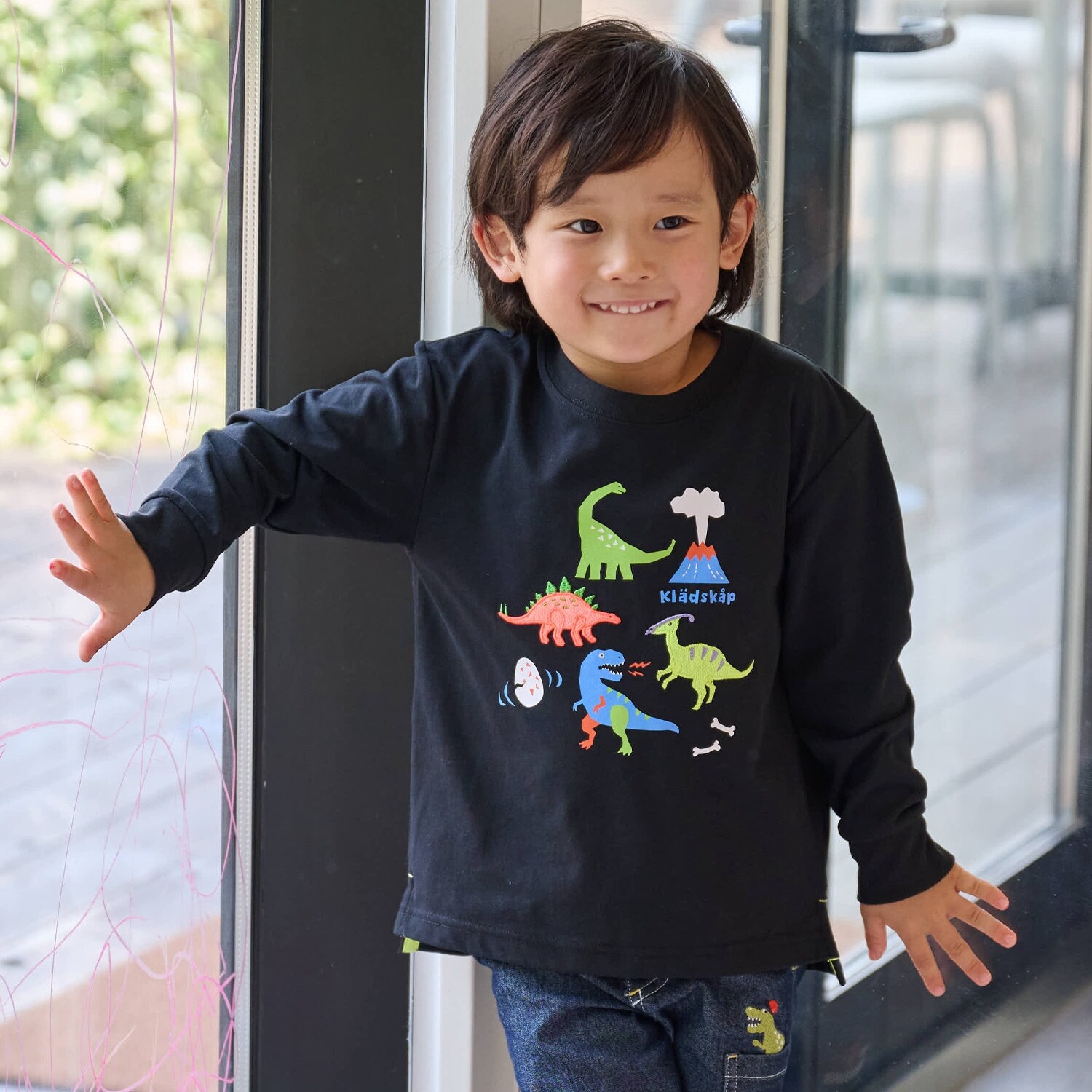 恐竜アップリケ長袖Tシャツ