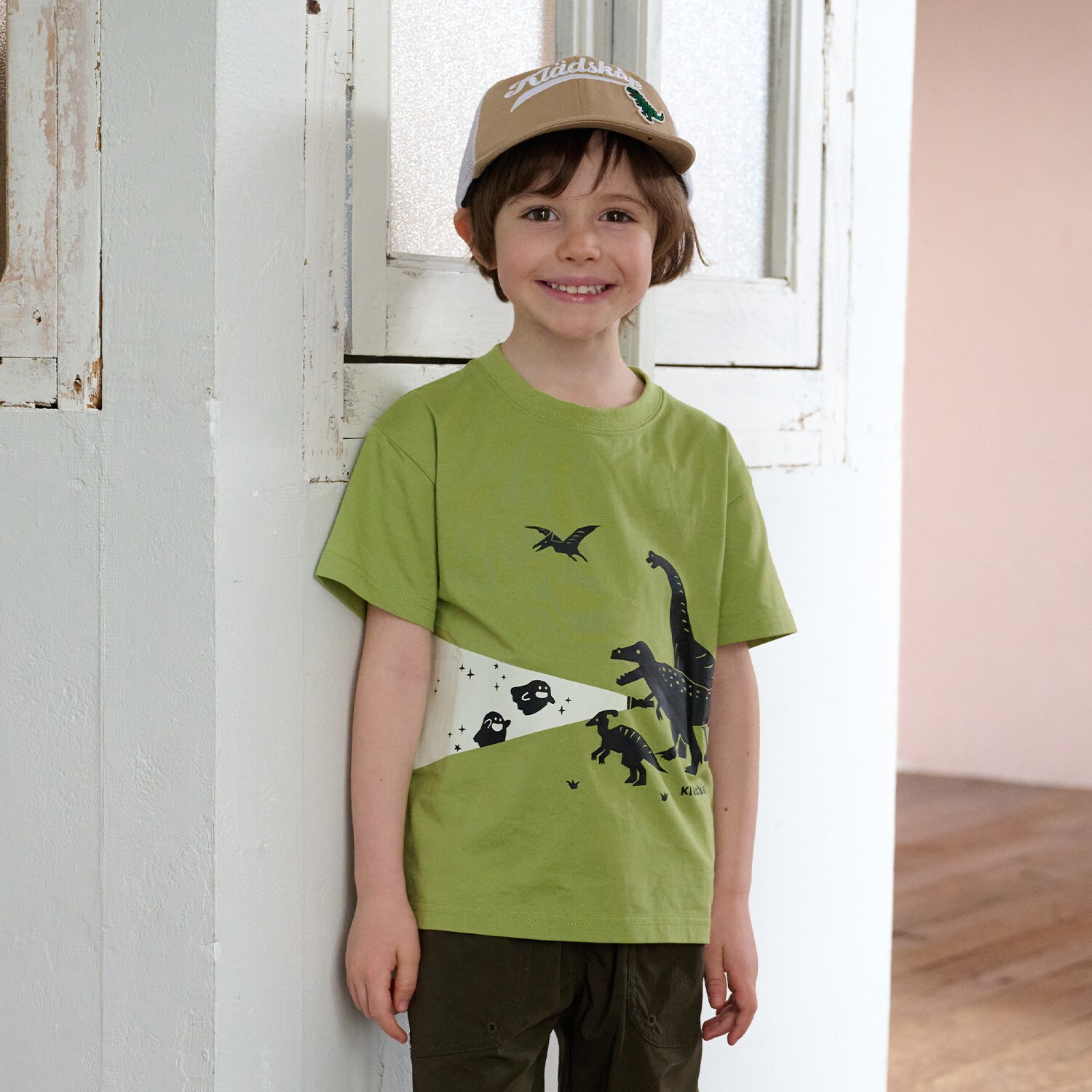 蓄光恐竜シルエット半袖Tシャツ