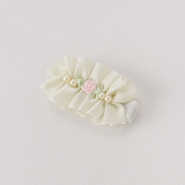 パール調ビーズつきフリルヘアクリップ