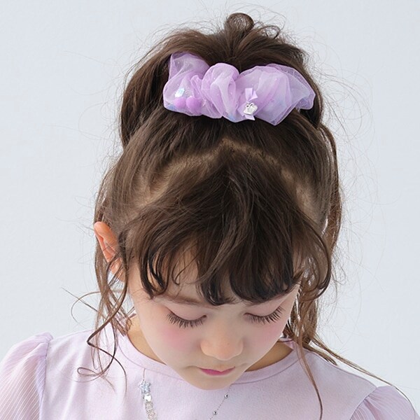 キラキラポンポン入り　シアーシュシュ