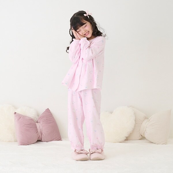 ふわもこフレンズ柄　パジャマ