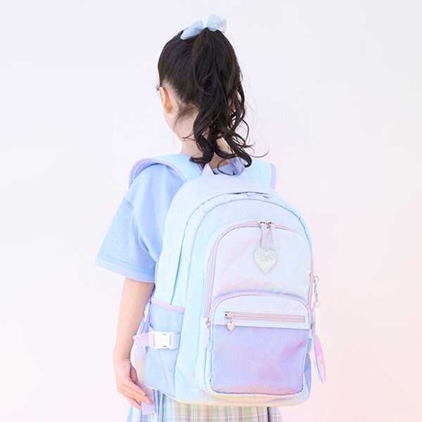 【容量約23L】ポーチつきナイロンリュック大